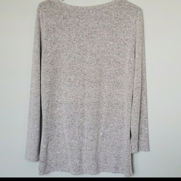 Green Envelope | Twist Knot Sweatshirt - Picture 5 of 5